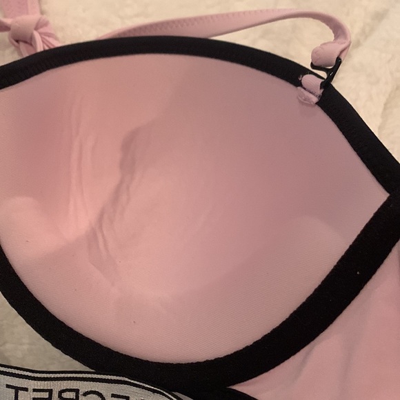 Victoria’s Secret logo caged top and bottom set - Picture 8 of 13